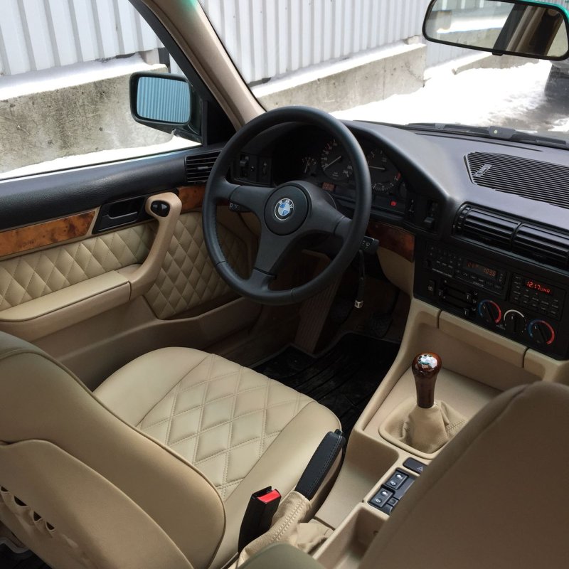 BMW e34 салон