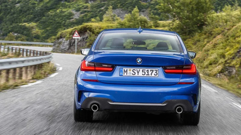 BMW 3 новая