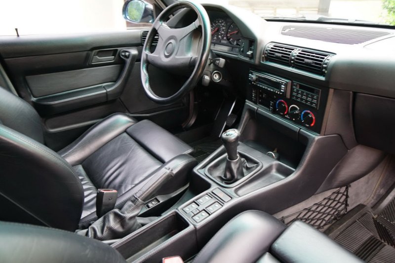 BMW e34 салон