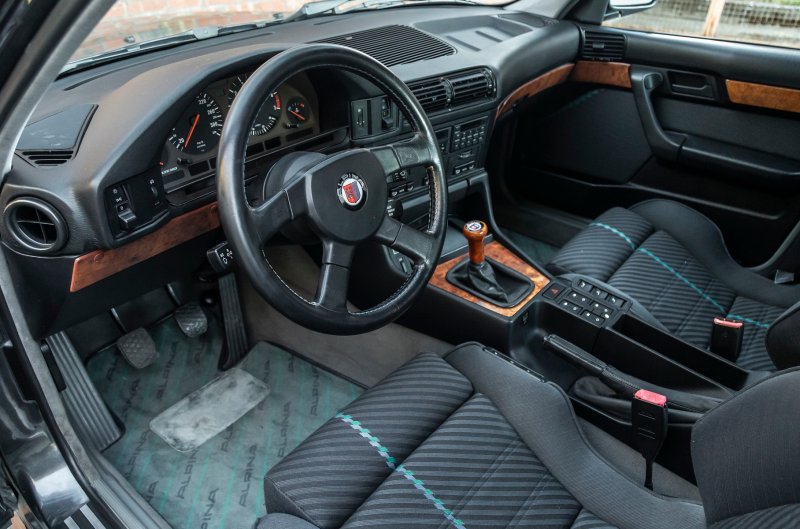BMW e34 салон