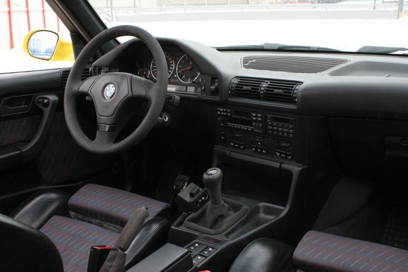 BMW e34 525i салон