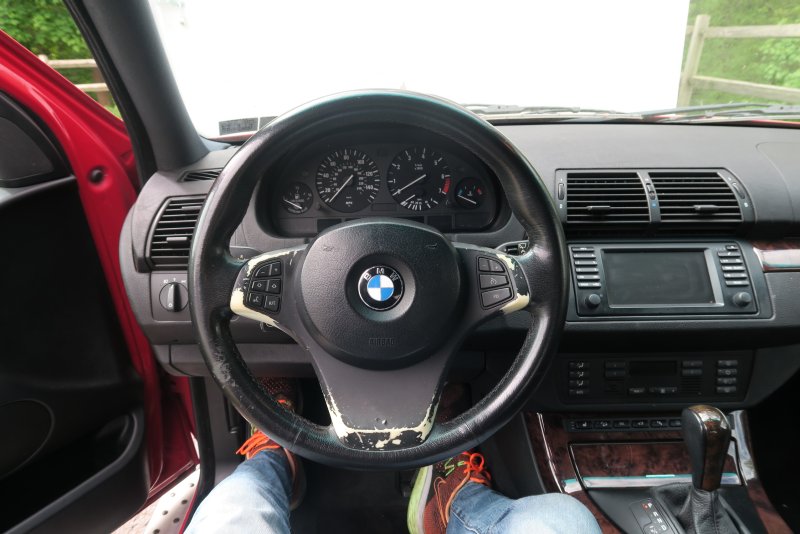 E53 Steering Wheel