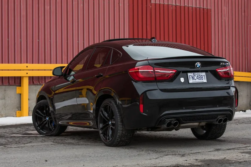 BMW x6 m черная