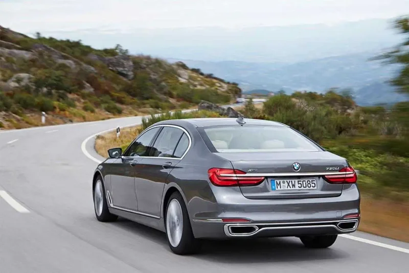 BMW 750 li XDRIVE 2016