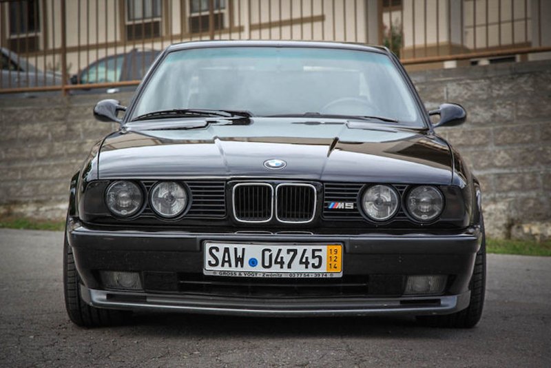 BMW 5 e34