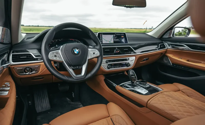 BMW 750i XDRIVE 2020