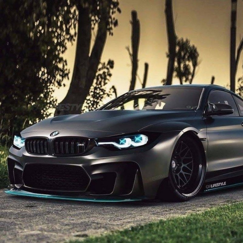 Машина BMW m4 прокаченная
