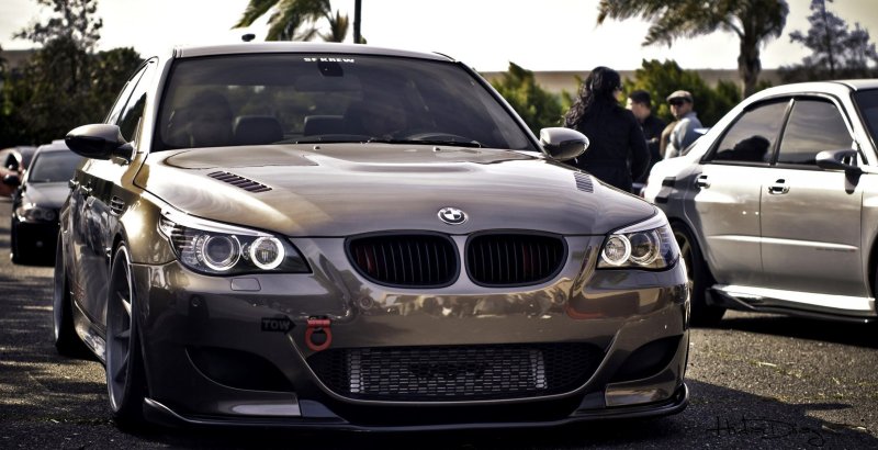 BMW e60 черная