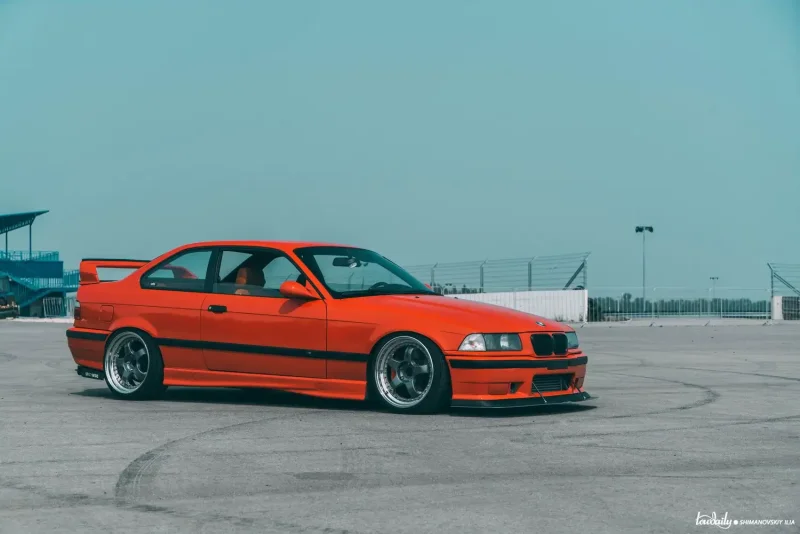 BMW e36 Black