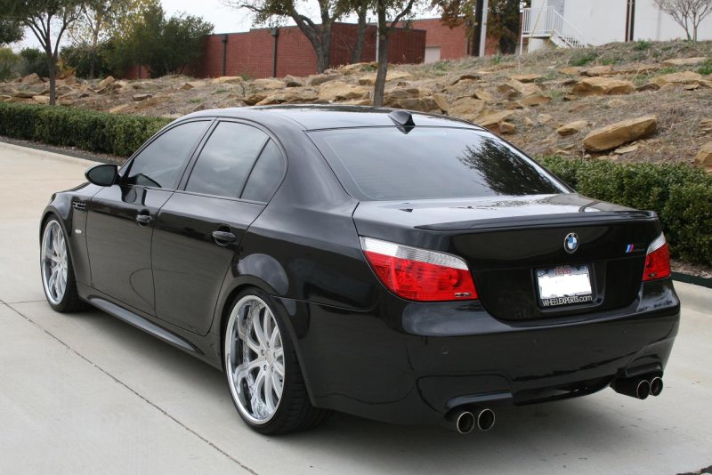 BMW e60 r20