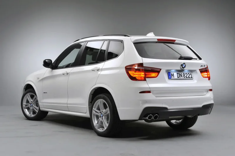 BMW x3 e83 зад