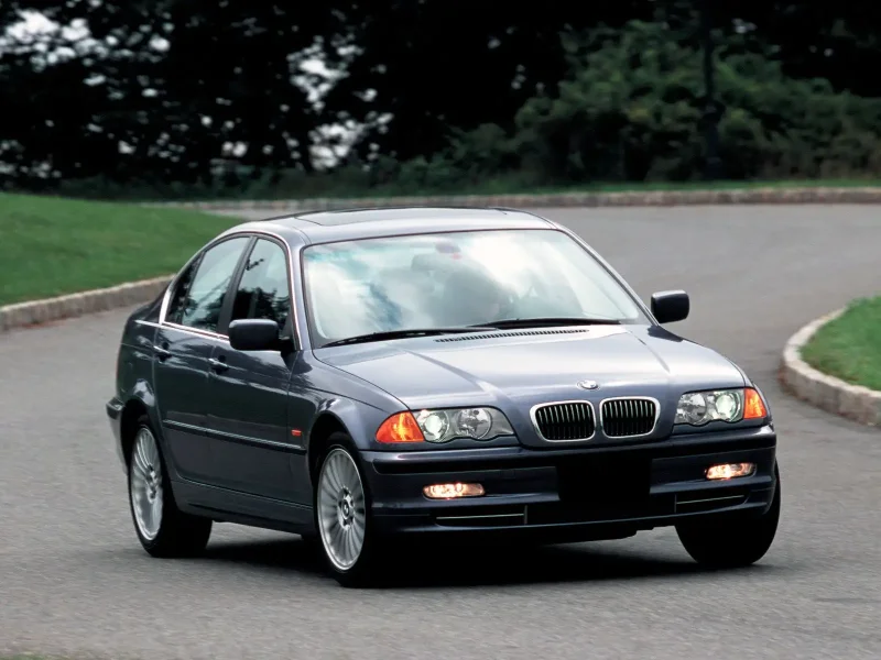БМВ 330i 2000