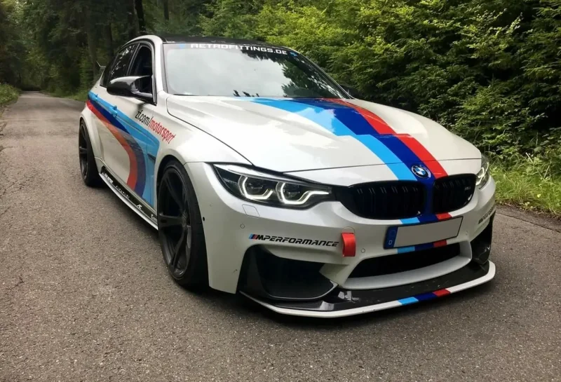 БМВ 3.0 CSL hommage