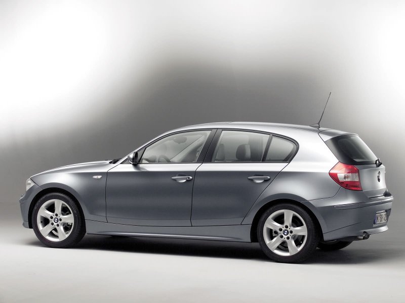 BMW 120i e87