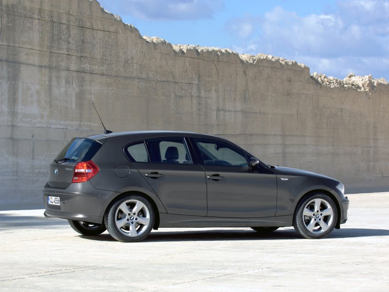BMW 120 e87