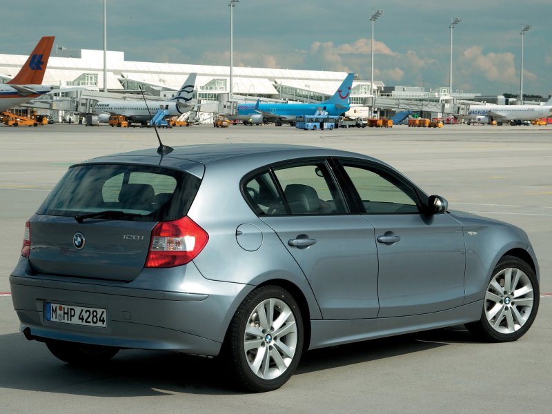 BMW e81 120i