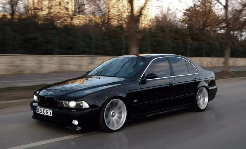 BMW 5 Series (e39)