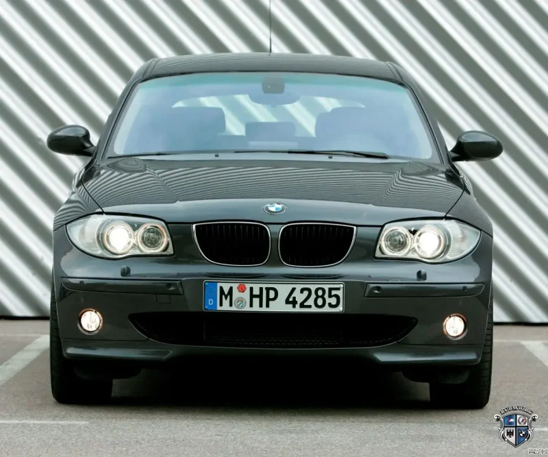 BMW 2004 года выпуска фото