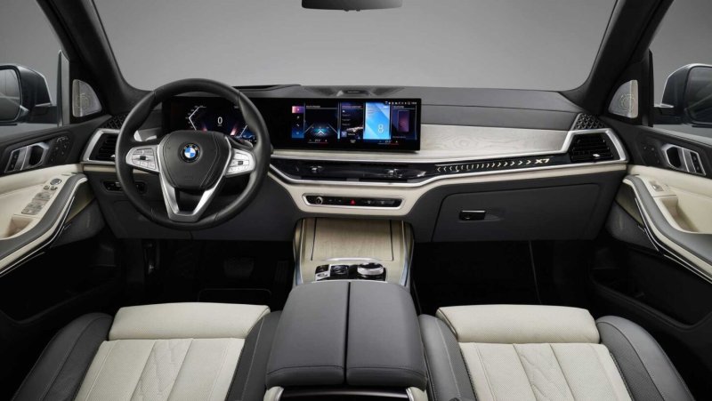 BMW x7 2023