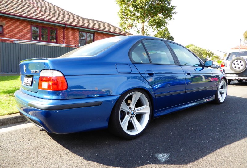 BMW m5 e39 Blue