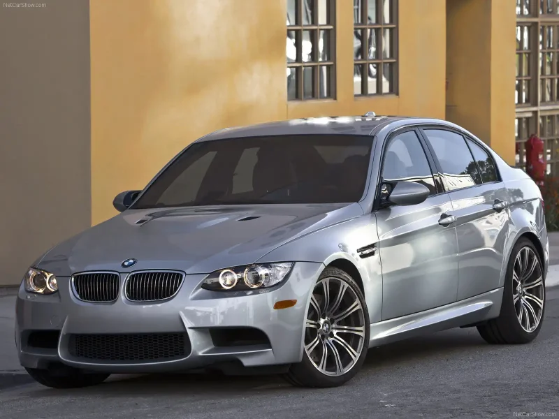 BMW 3 e90 седан
