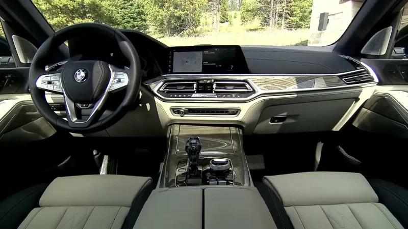 BMW x7 xdrive40i салон