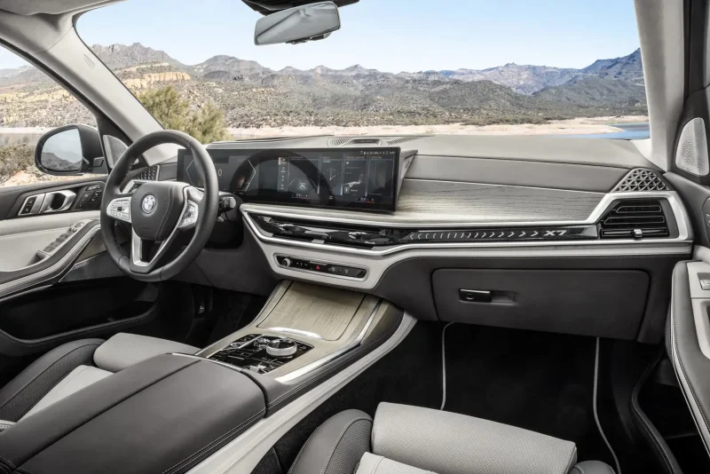 BMW x7 2022 салон