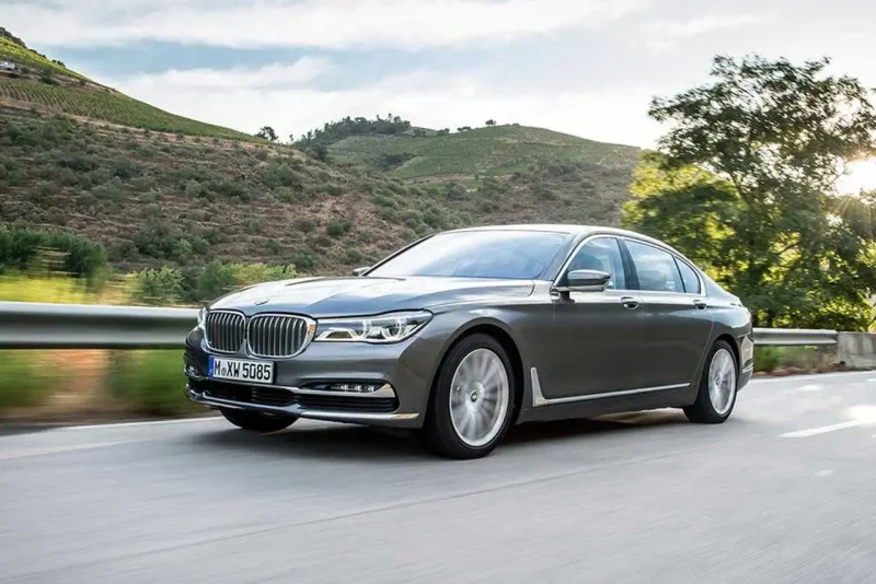 BMW 750li 2016
