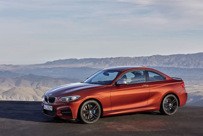 BMW m240i XDRIVE Coupe