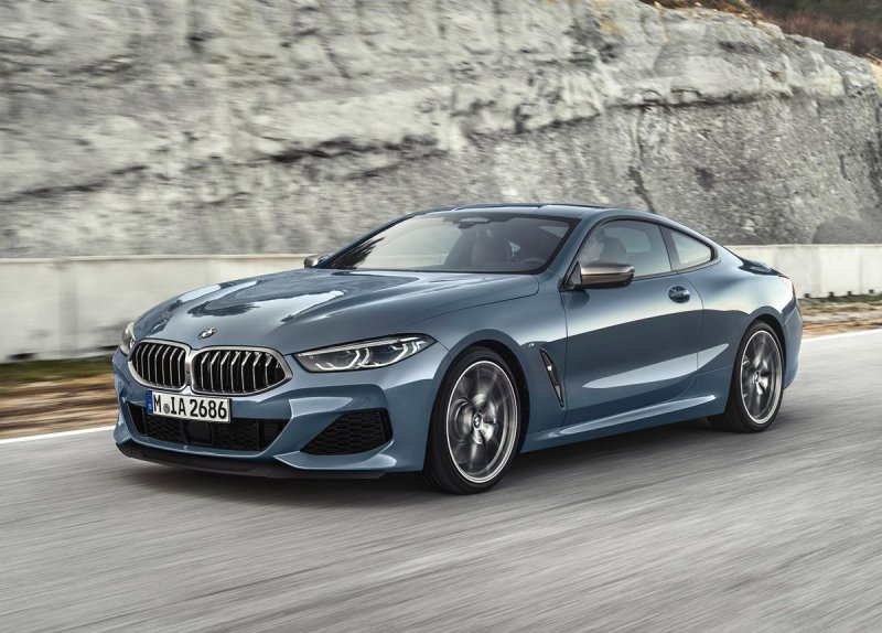 BMW 8 2021