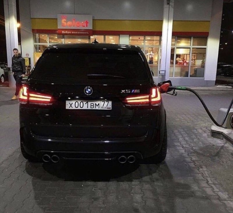 BMW m5 e60 ночью