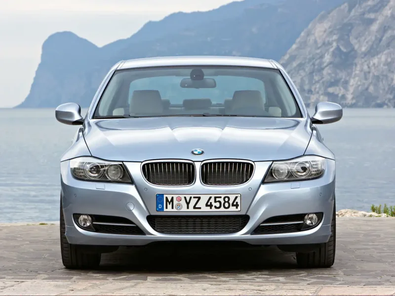 BMW 3 Series седан