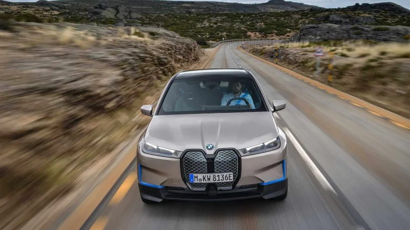 BMW IX 2021