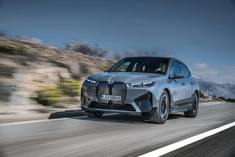BMW IX 2021 электрокроссовер