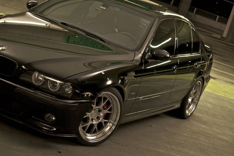 BMW e39 m5 черная