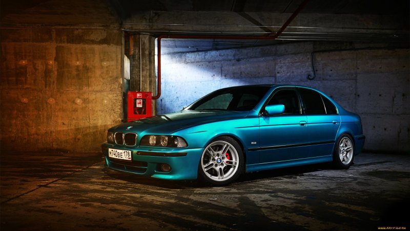 BMW e39 зеленая