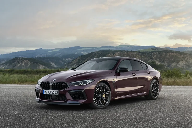 БМВ m8 Gran Coupe