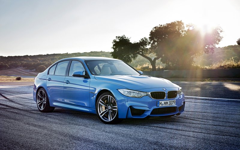 БМВ m3 f30