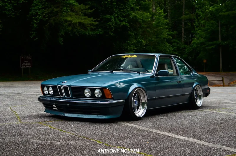 BMW 7 e24