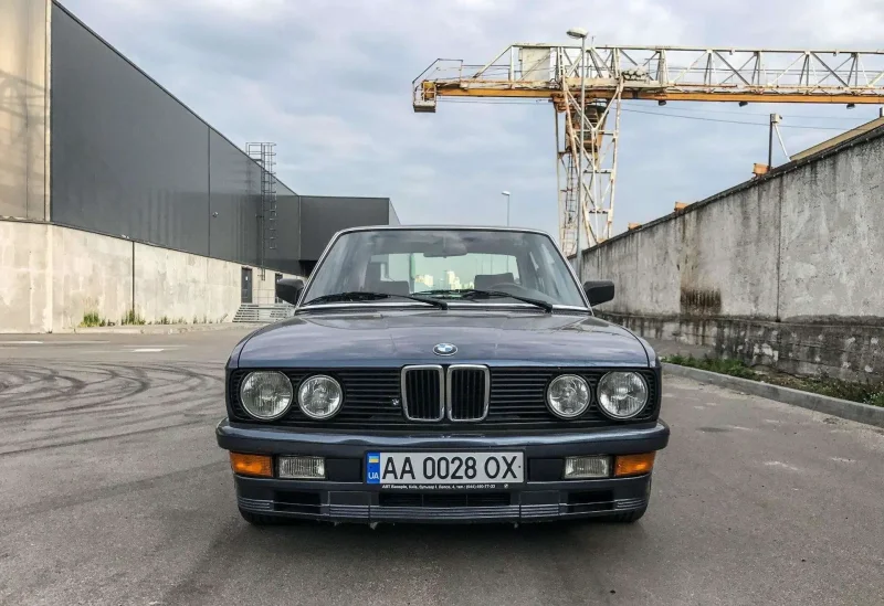 BMW e28 535i