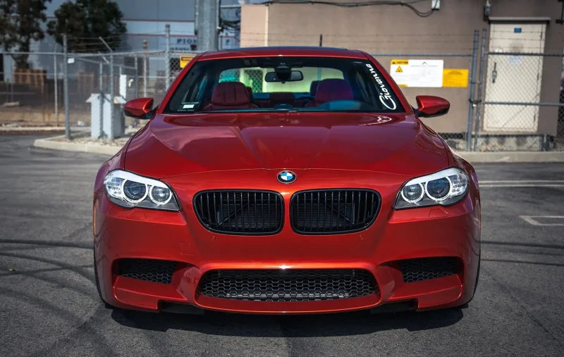 BMW 3 f10 красный