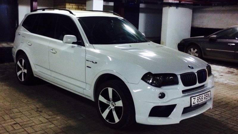 BMW x3 e83 белый