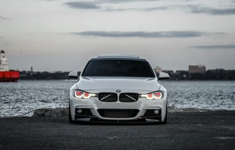 BMW e60 белая