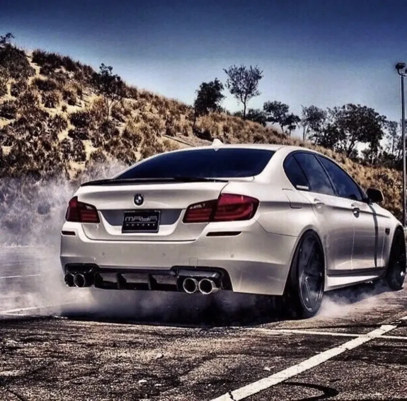 BMW m5 на аву