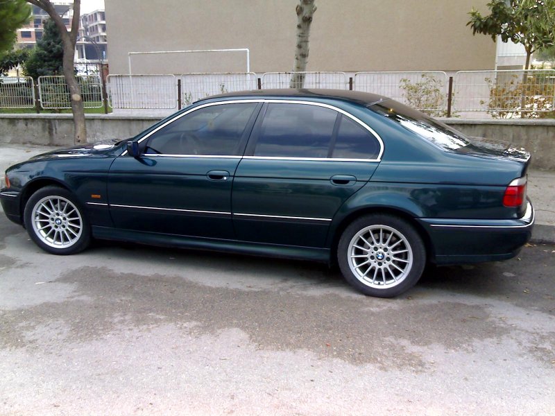 BMW 523i 1998