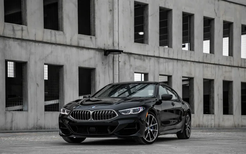 БМВ m850i черный