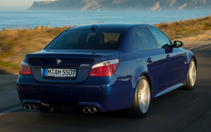 БМВ m5 e60