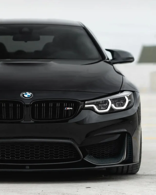 BMW m4 f82 Black