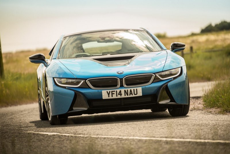 BMW i8 2015