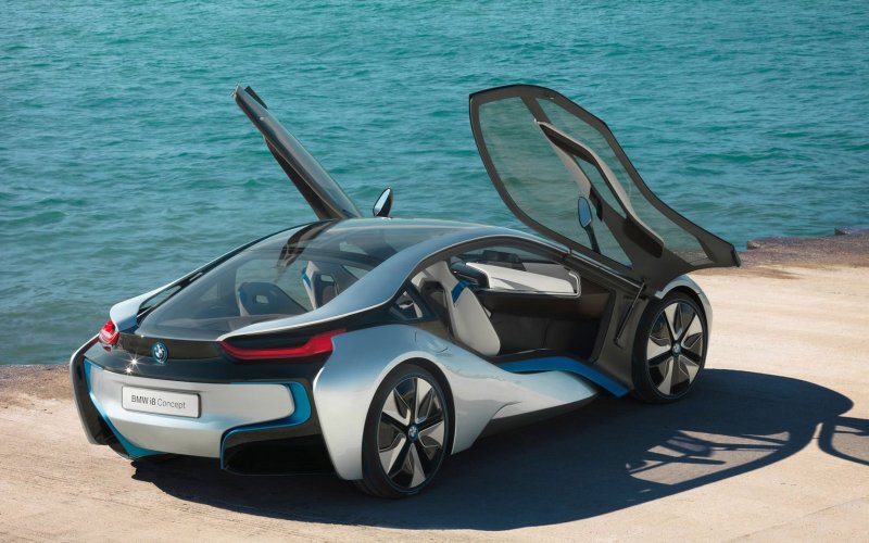 BMW x8 i8